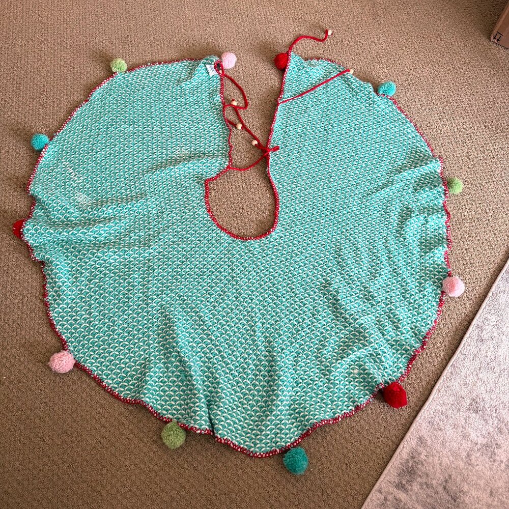 48-Inch Knit Christmas Tree Skirt with Pom Poms
